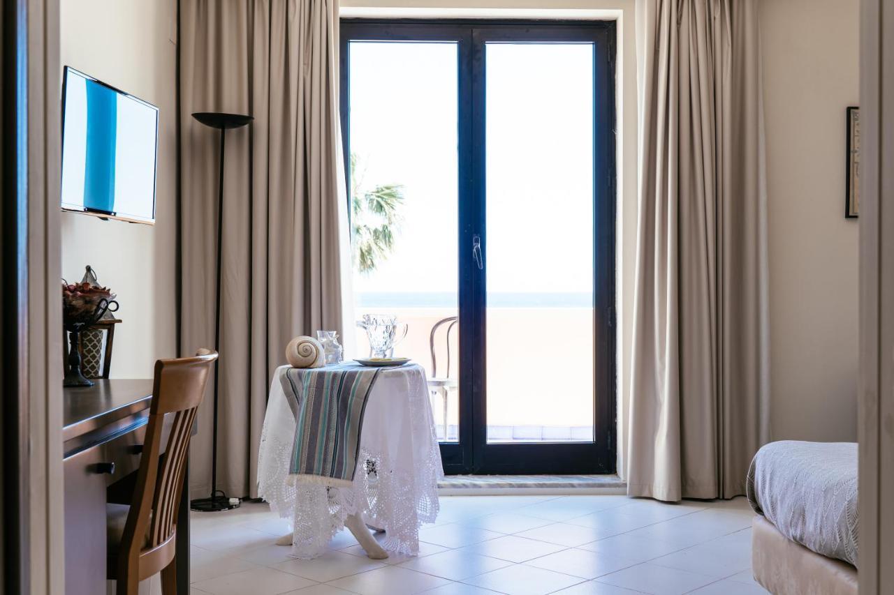 Palm Beach Club Hotel Casteldaccia Ngoại thất bức ảnh
